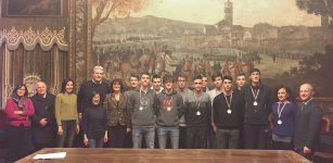 La Guida - I ragazzi dell’Itis incontrano la giunta comunale prima della partenza per i Mondiali studenteschi