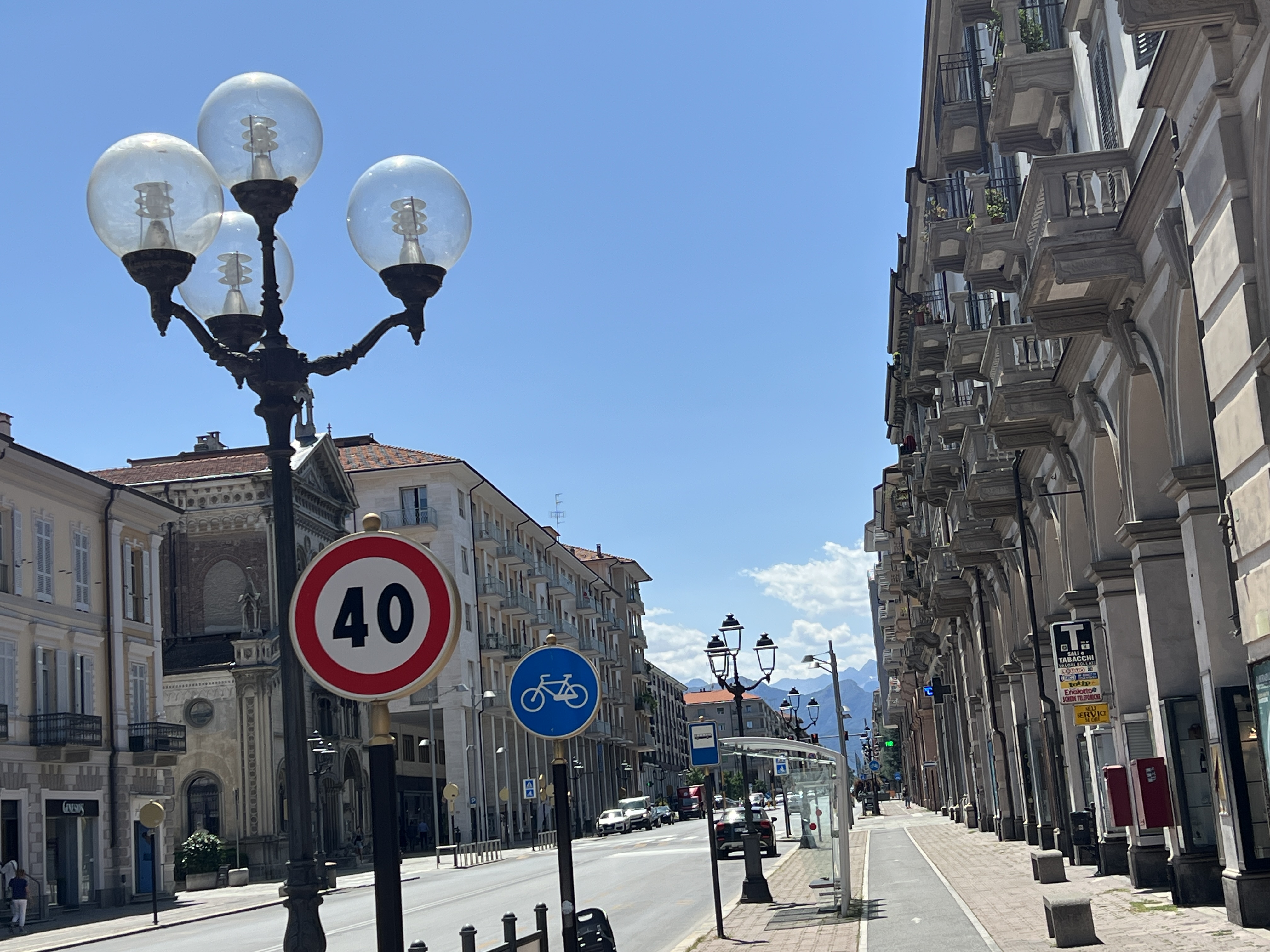 La Guida - Nuovi lampioni a led in corso Nizza