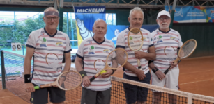 La Guida - Il tennis giocato con le racchette di legno torna in campo a Cuneo